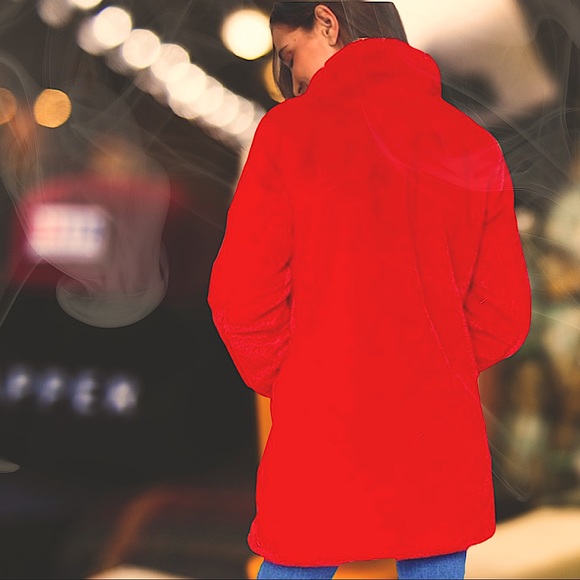 Last Calvin Klein Luxury Red Faux Fur Coat - Picture 3 of 11